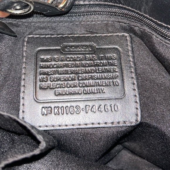 EUC Coach F44610 signature top handle handbag in gray color combo π€π©Ά - Picture 5 of 7